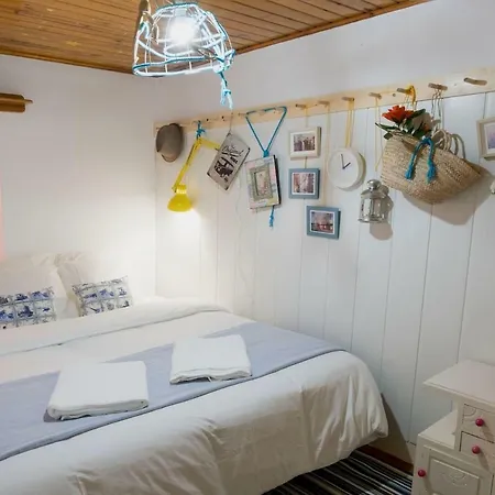 Amalia's Doll House Apartment *